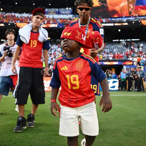 PHOTONEWS: Lamine Yamal’s Little Brother Stole The Show